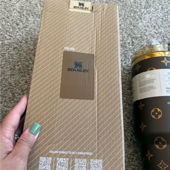 Stanley Brown and Gold Travel Mug - Picture 6 of 6